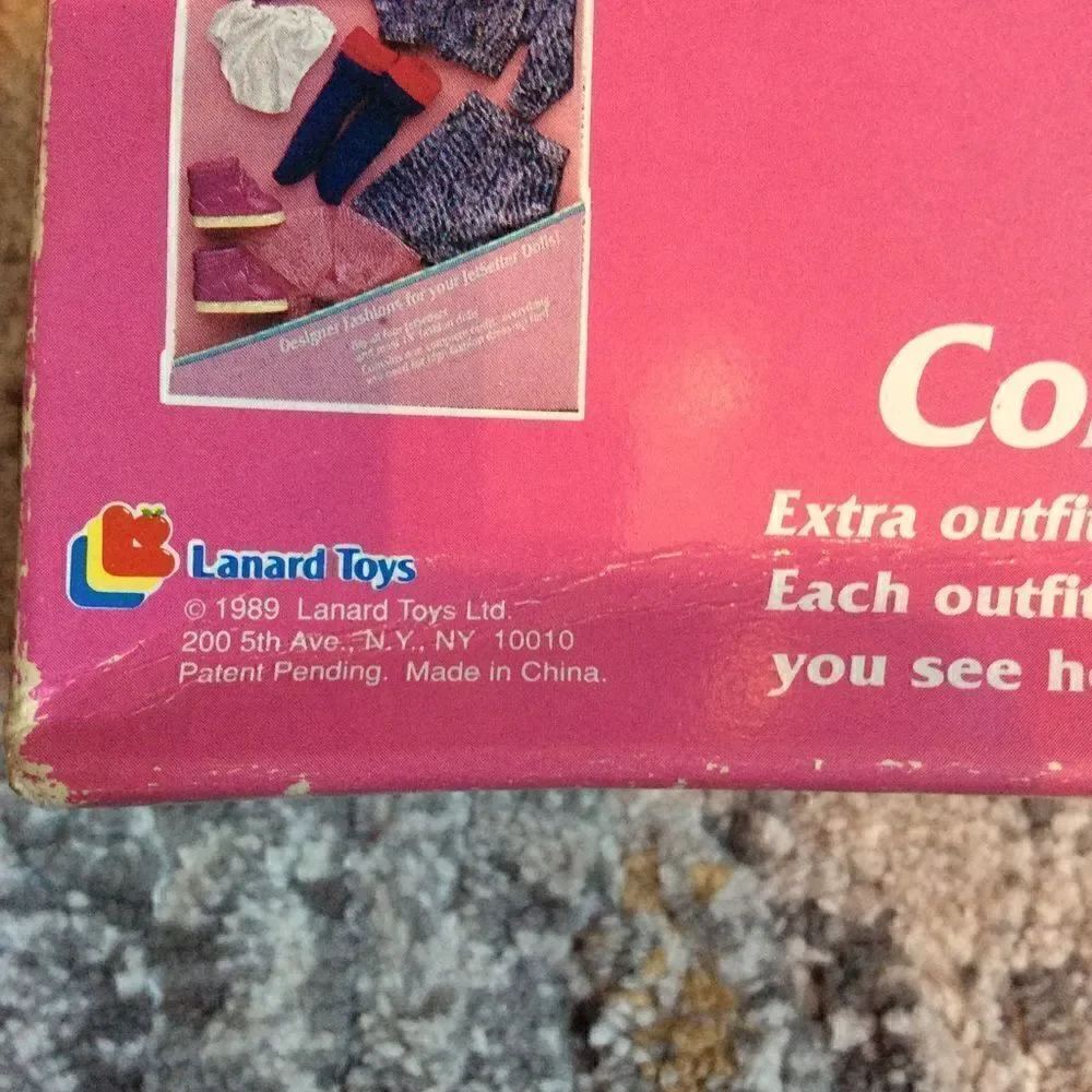 VINTAGE JET SETTERS LEILANI FASHION DOLL!